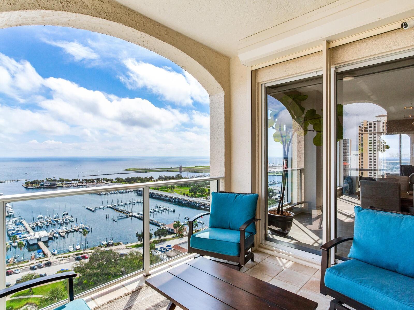 FLORENCIA CONDO - Residential