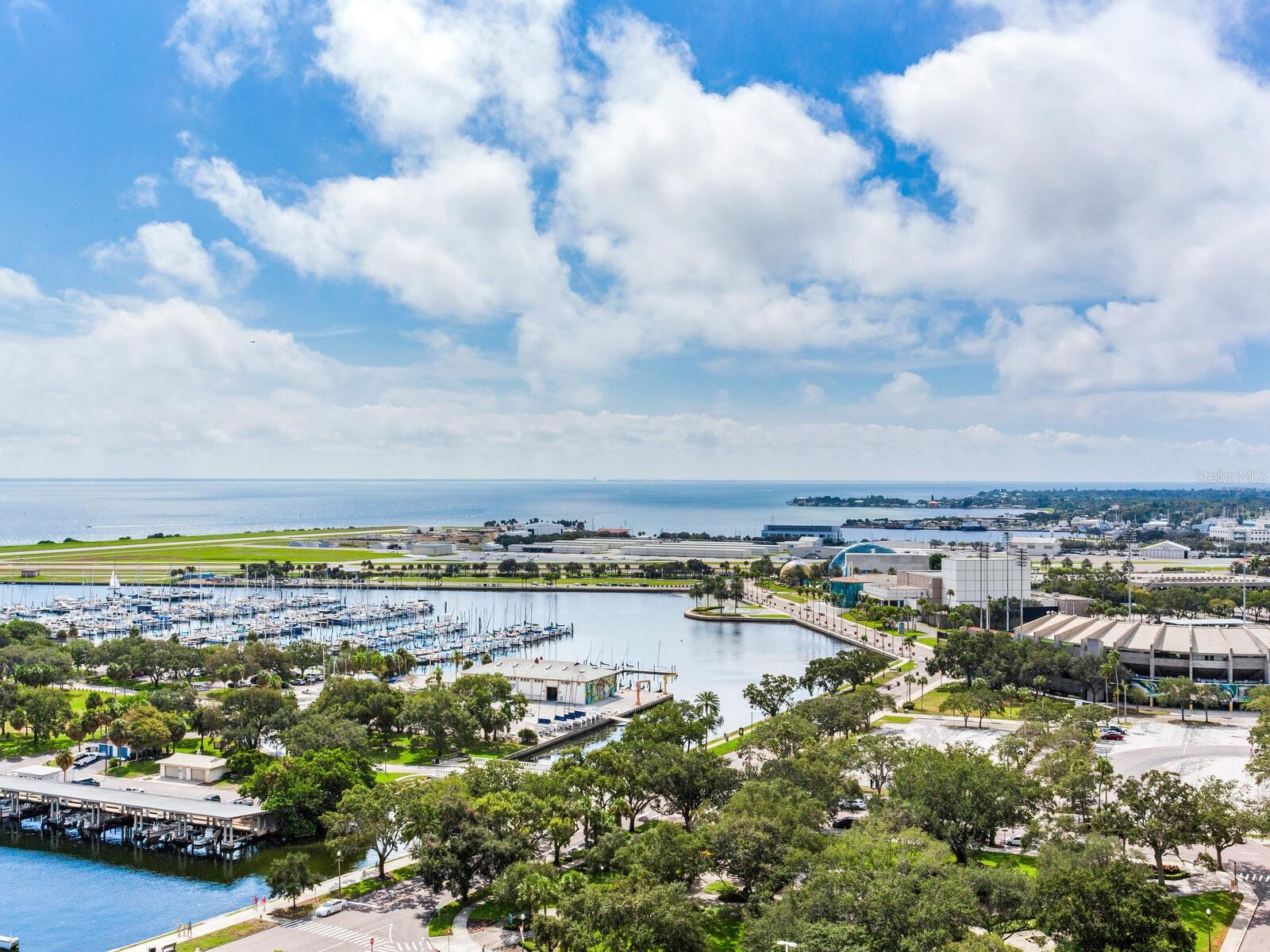 FLORENCIA CONDO - Residential
