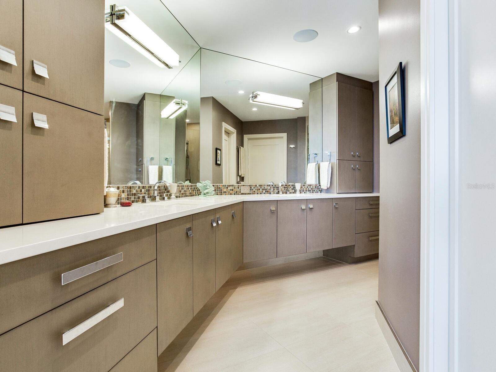 FLORENCIA CONDO - Residential