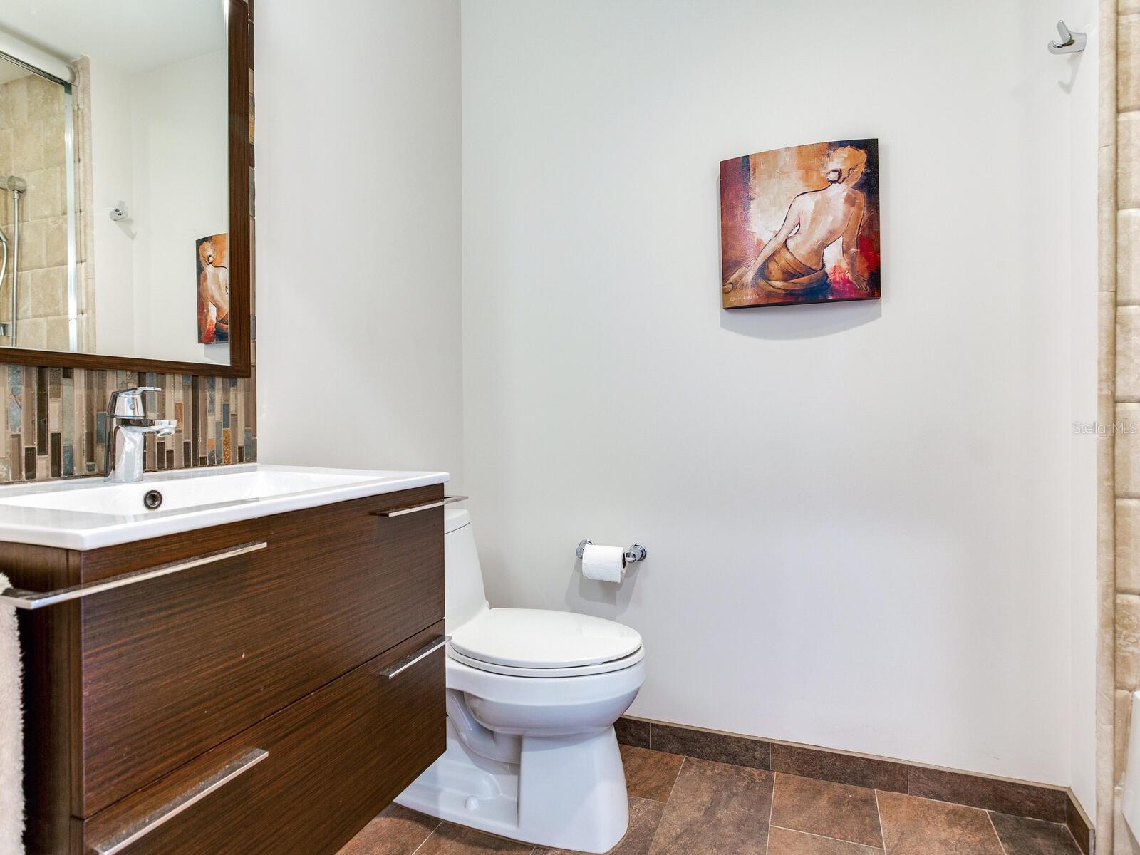 FLORENCIA CONDO - Residential