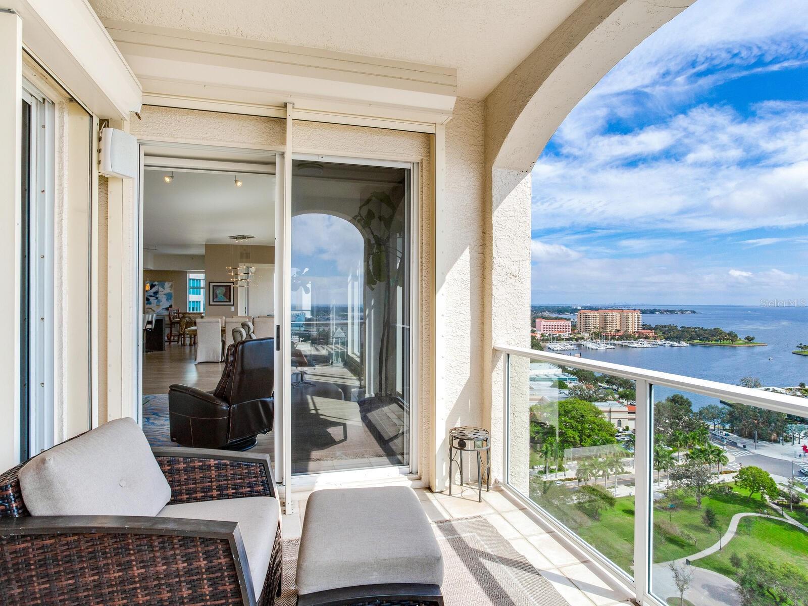FLORENCIA CONDO - Residential