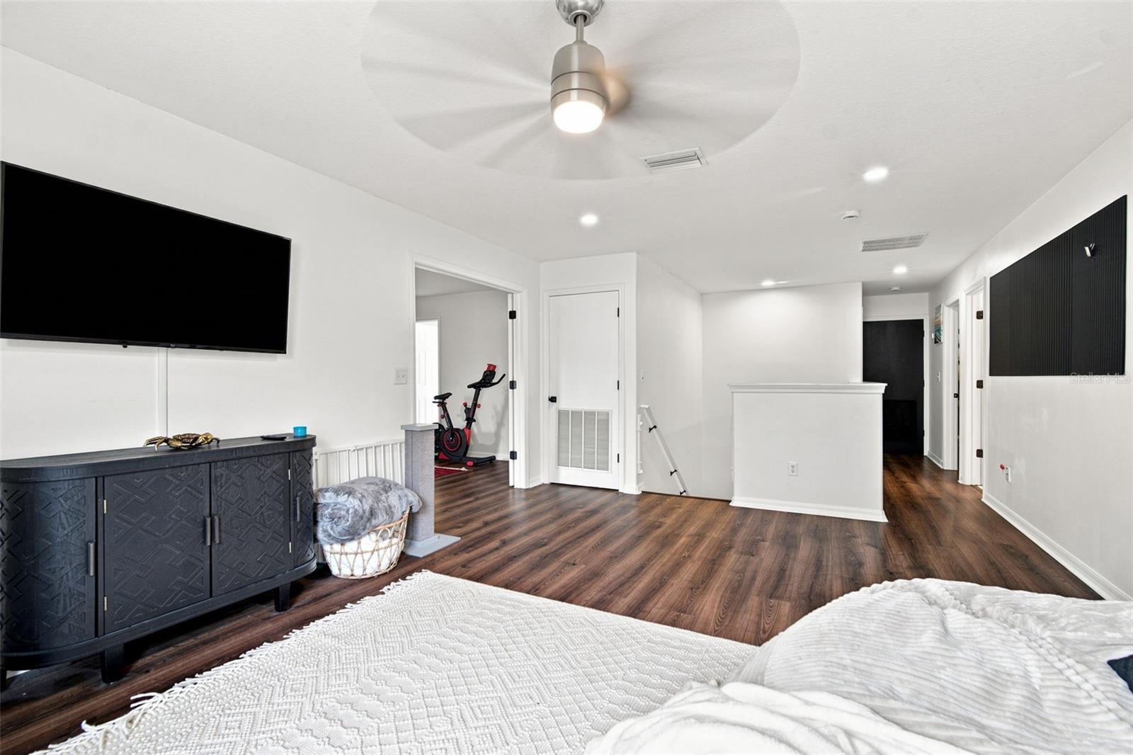 BLACKSTONE AT BAY PARK - Residential