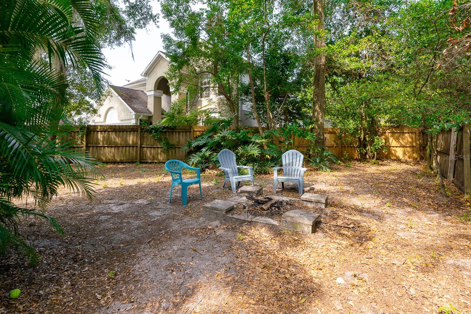SUNSET OAKS - Residential Lease