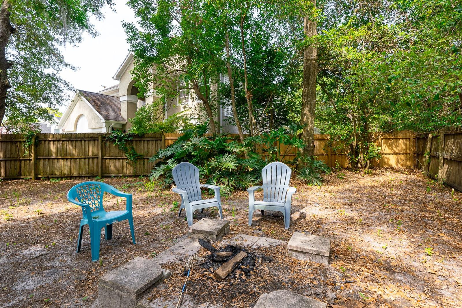 SUNSET OAKS - Residential Lease