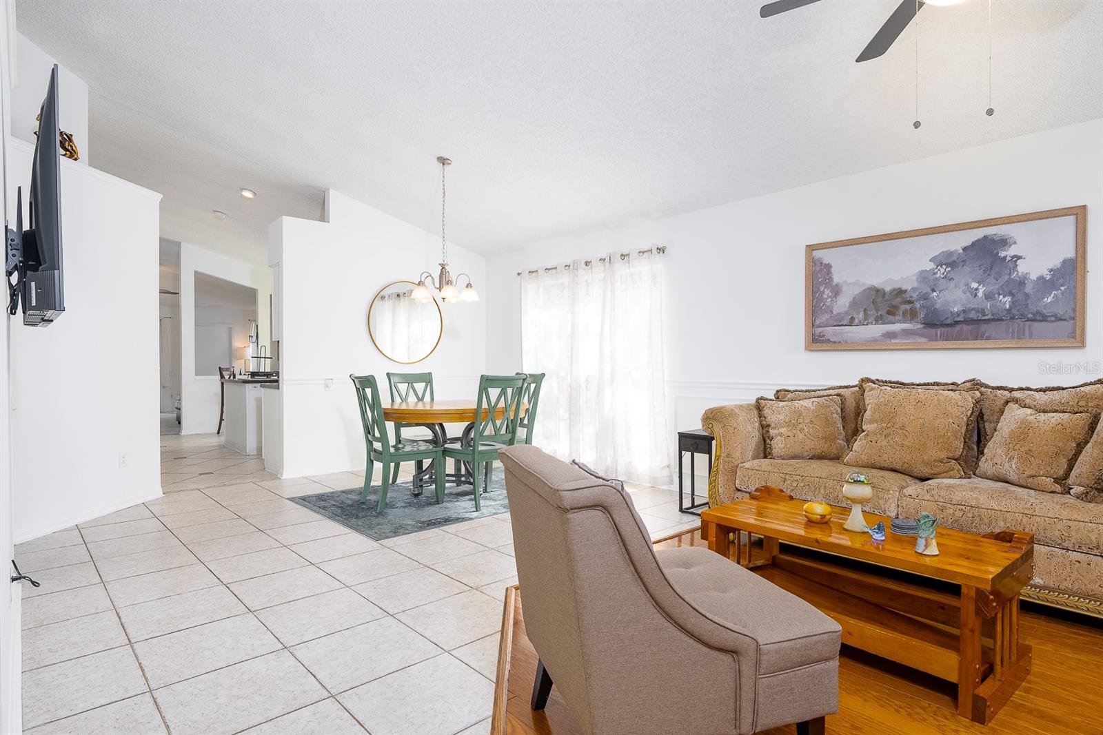 SUNSET OAKS - Residential Lease