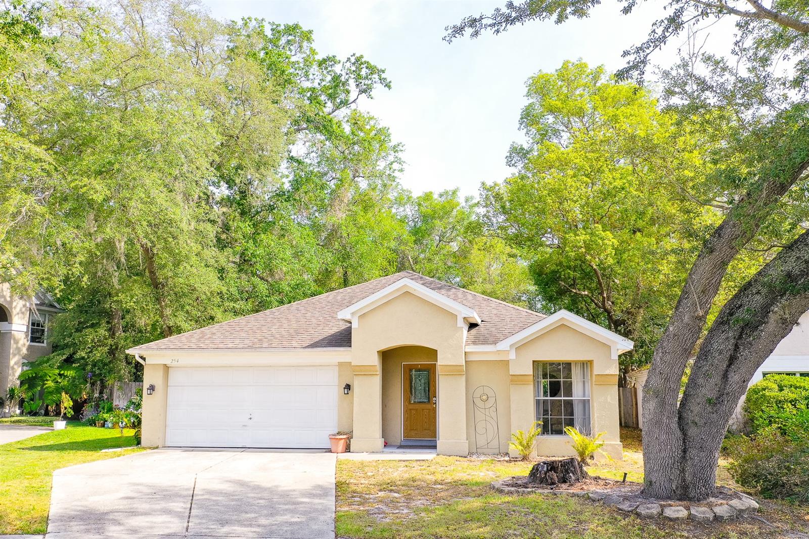 SUNSET OAKS - Residential Lease