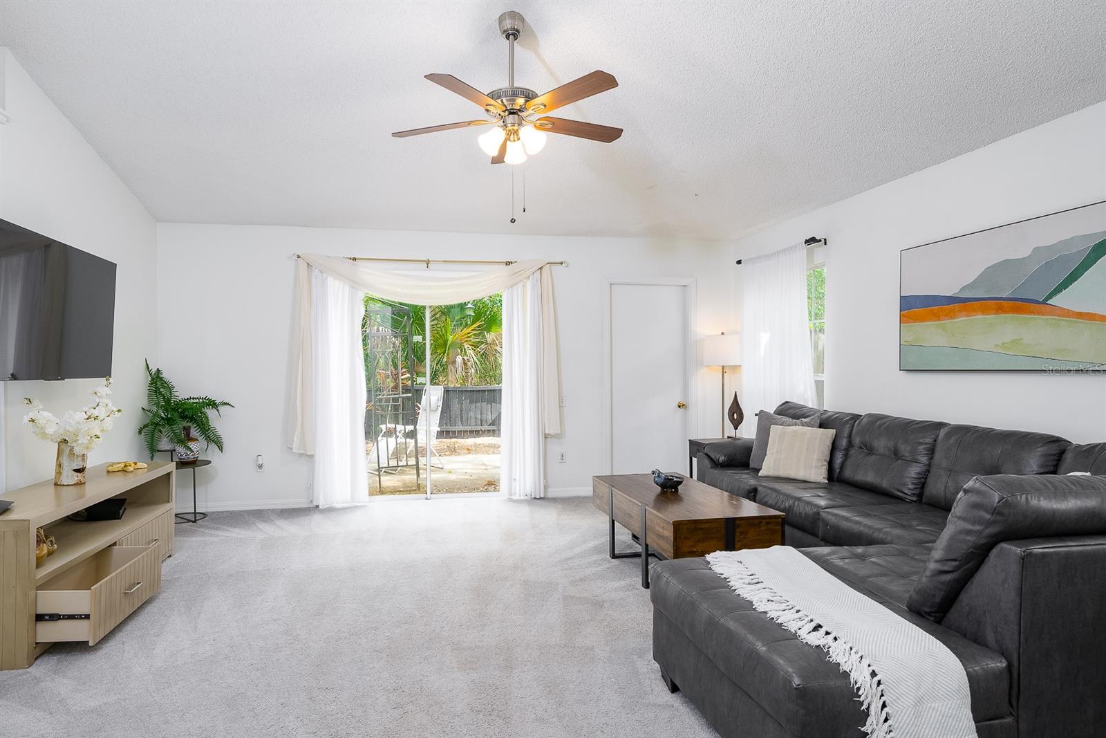 SUNSET OAKS - Residential Lease