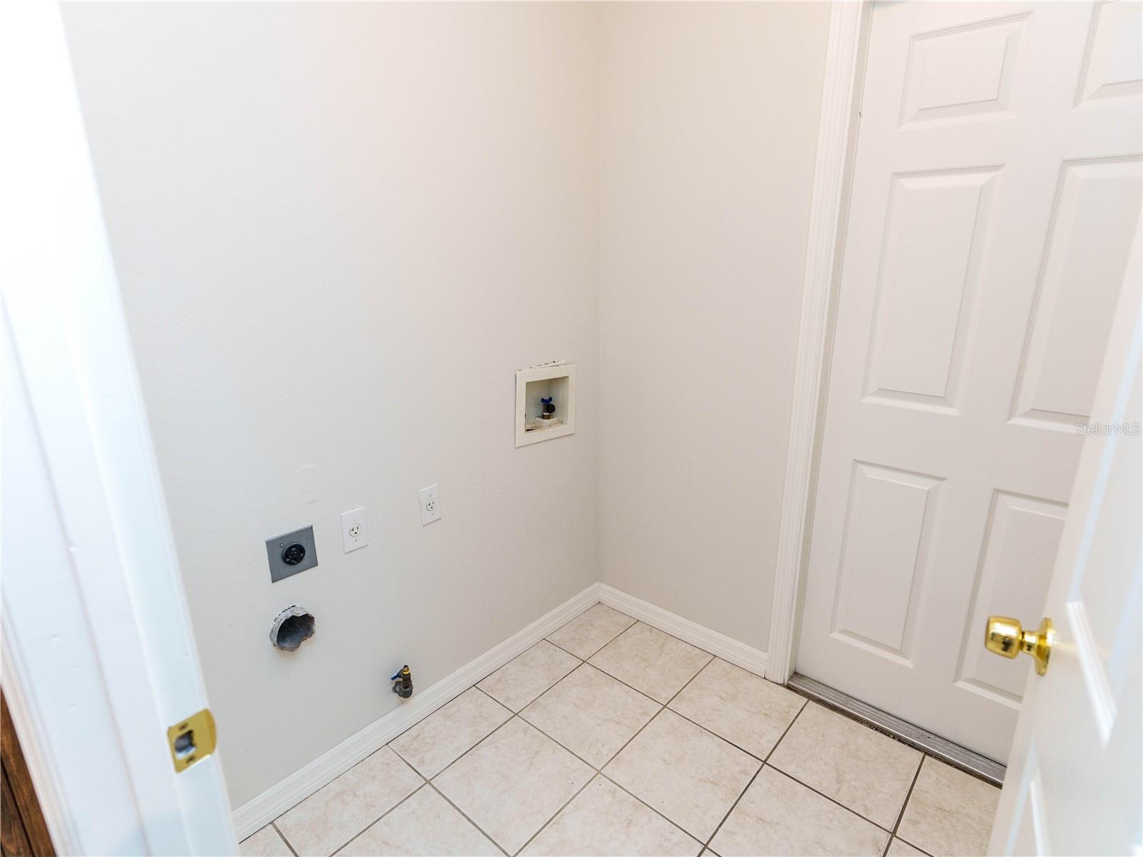 WEST MEADOWS PRCL 4 PH 4 - Residential