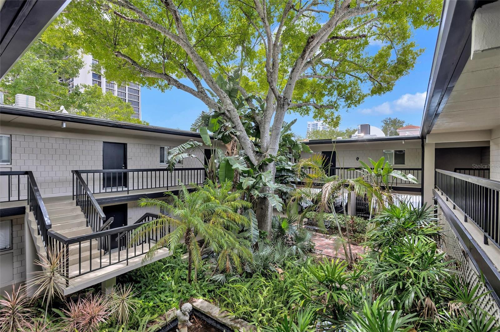 THE BAYSIDE CONDO - Residential