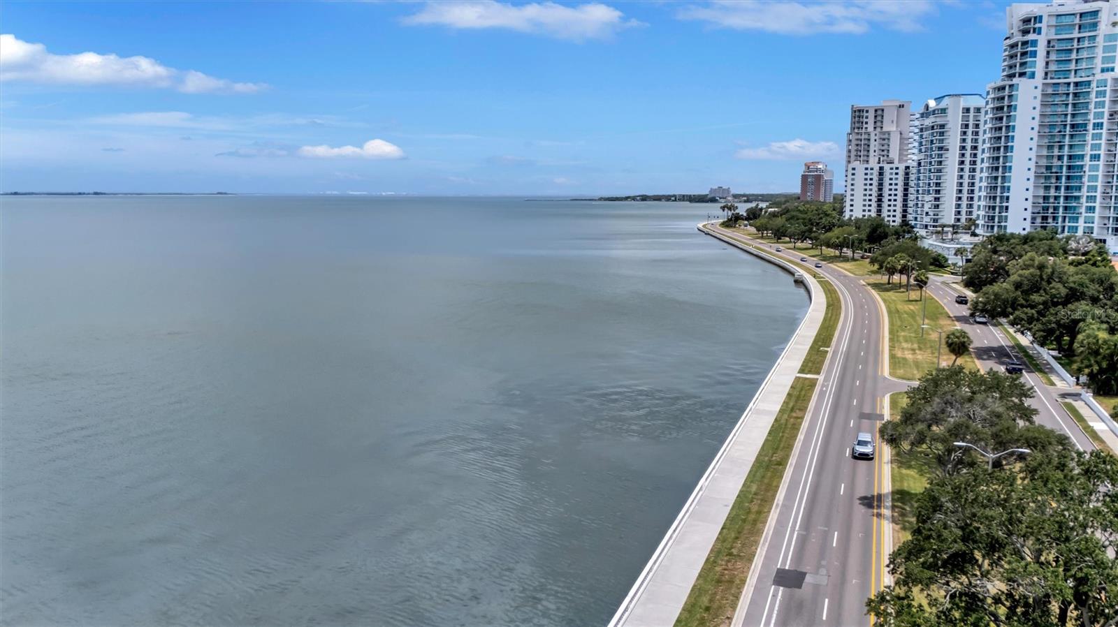 THE BAYSIDE CONDO - Residential