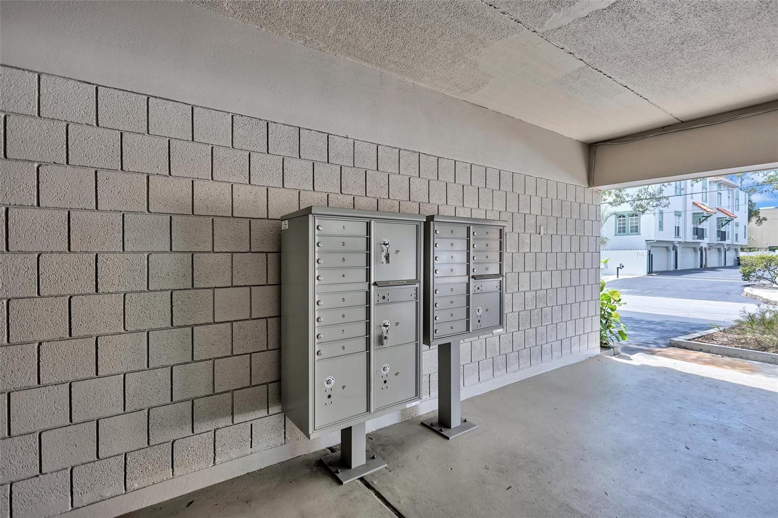 THE BAYSIDE CONDO - Residential