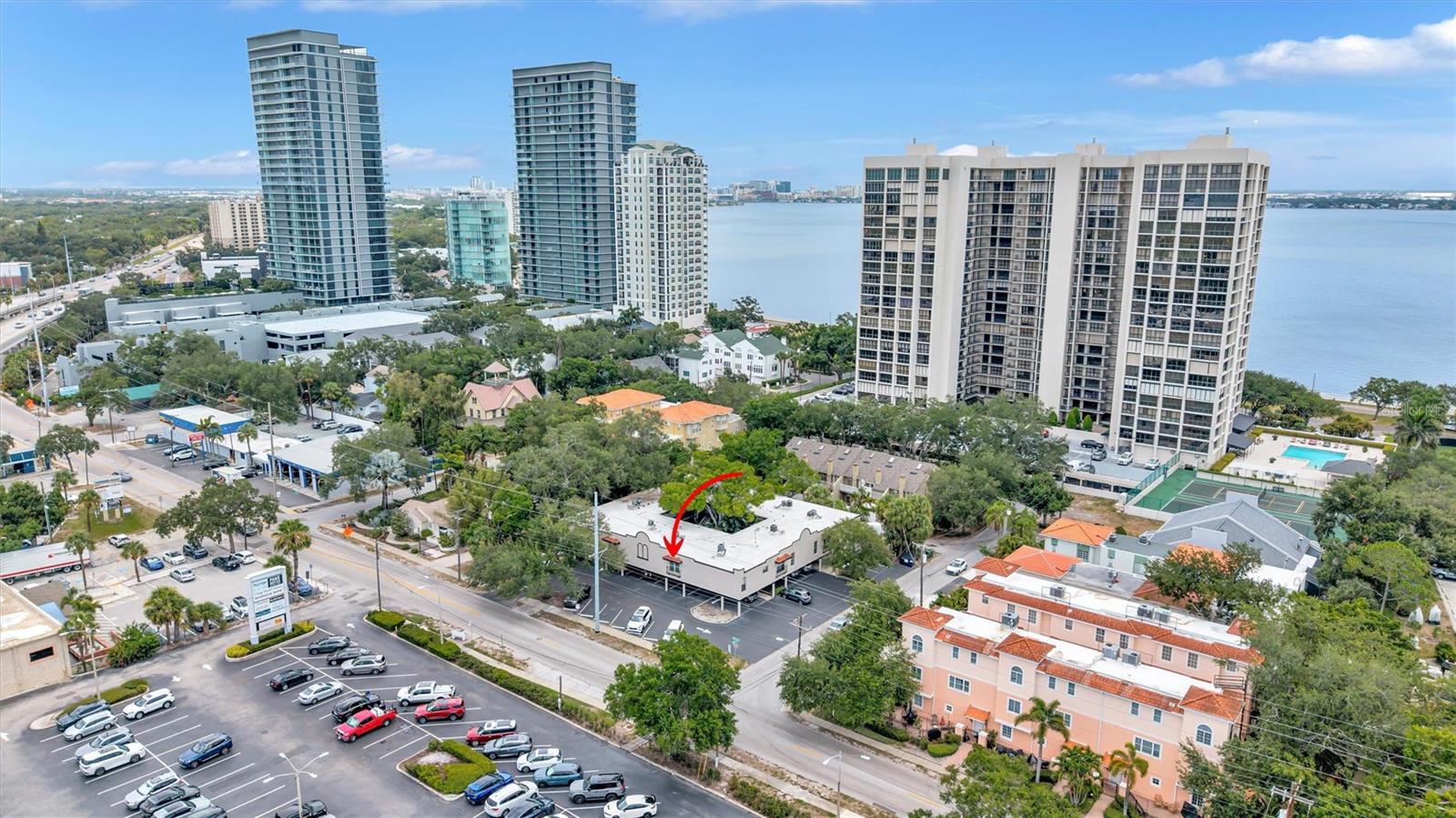 THE BAYSIDE CONDO - Residential