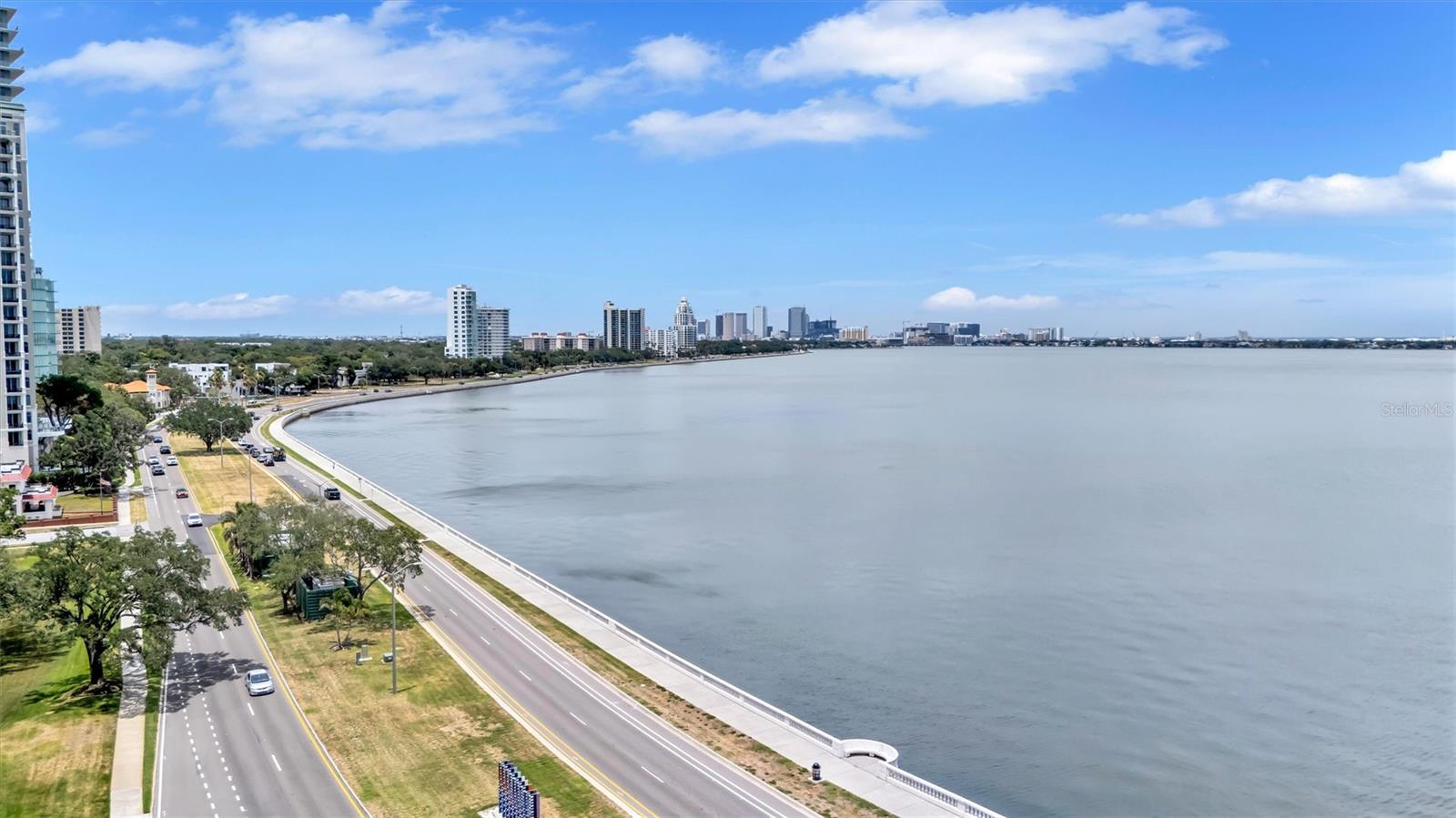 THE BAYSIDE CONDO - Residential