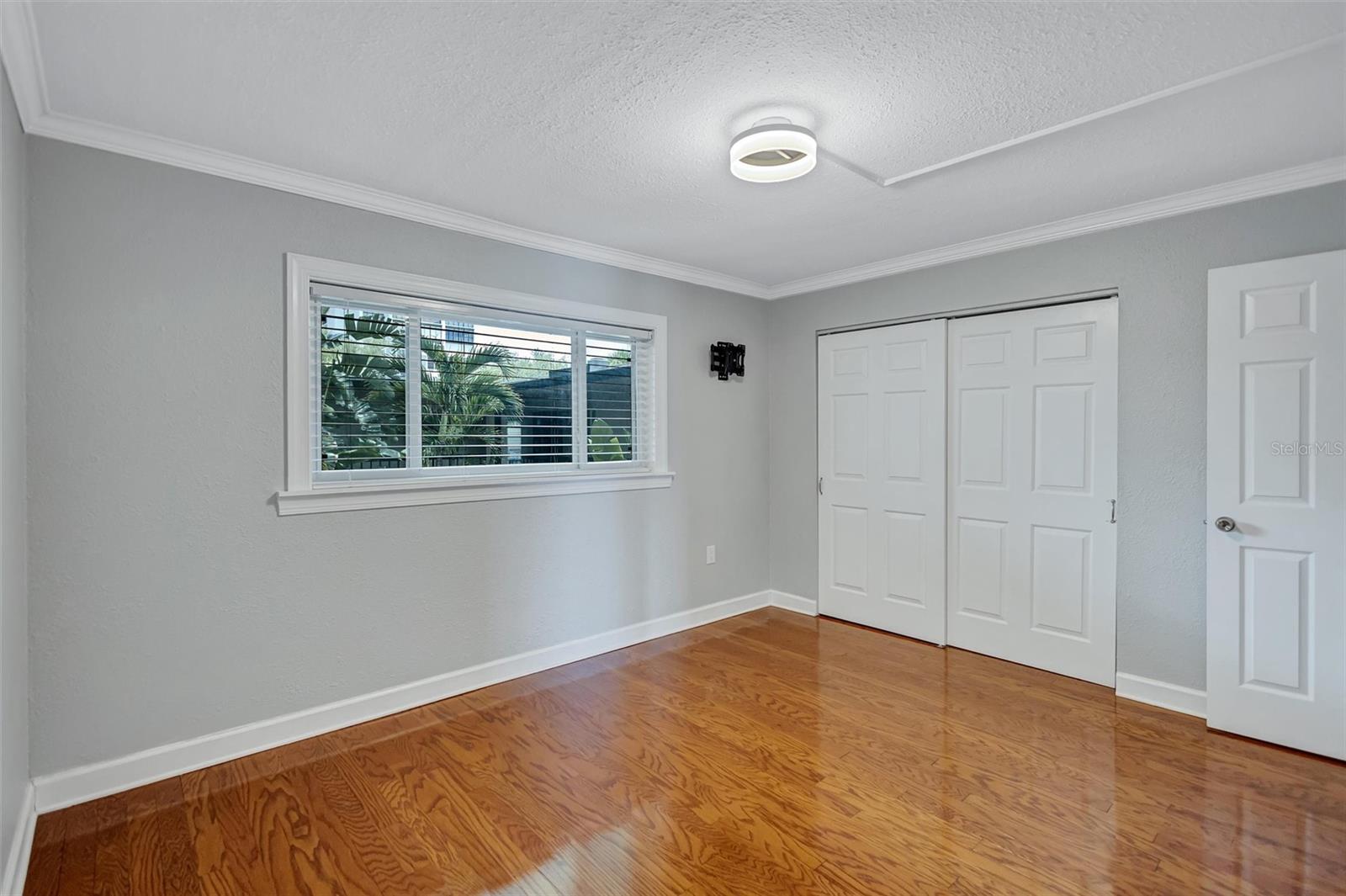 THE BAYSIDE CONDO - Residential