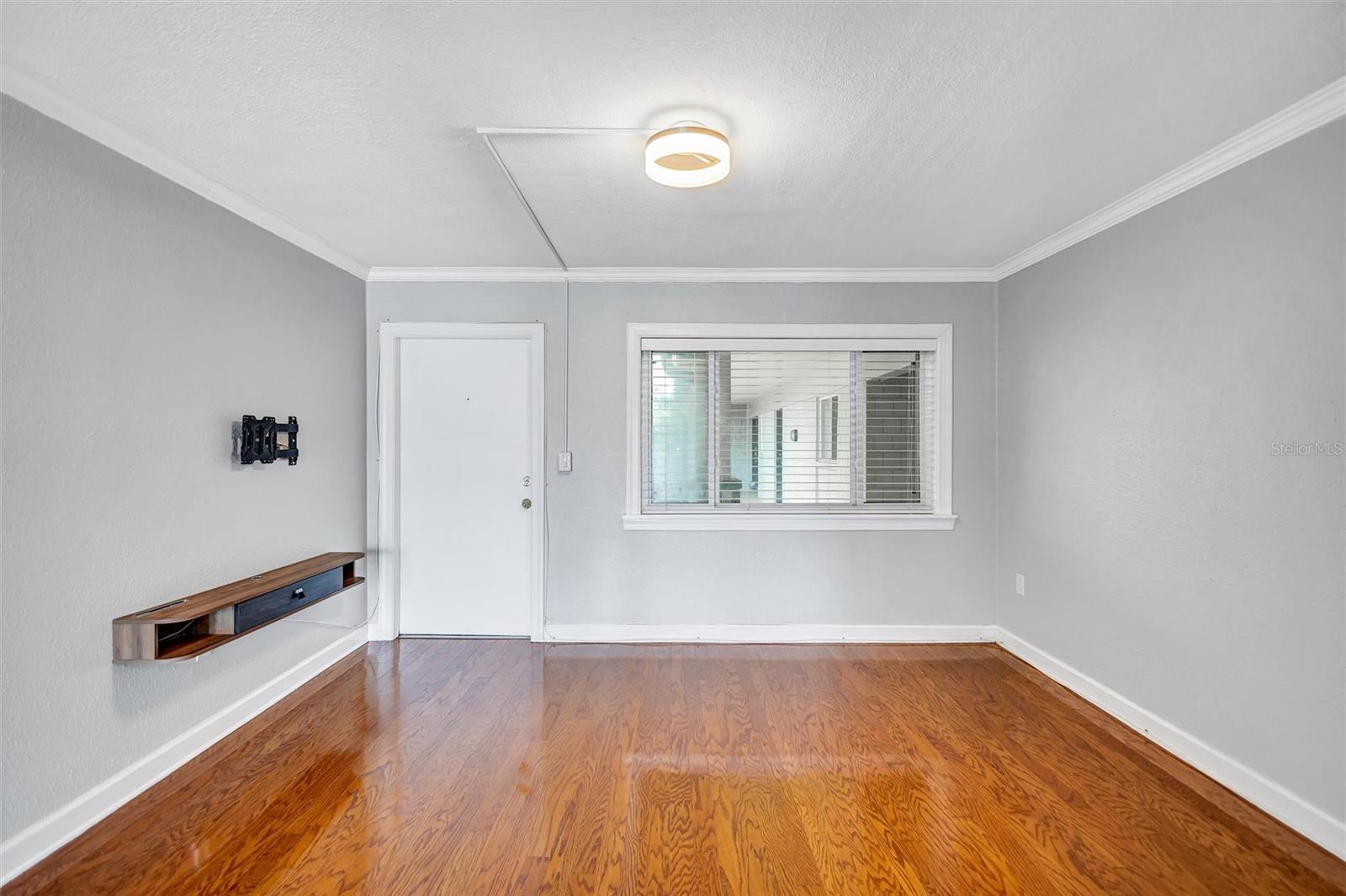THE BAYSIDE CONDO - Residential