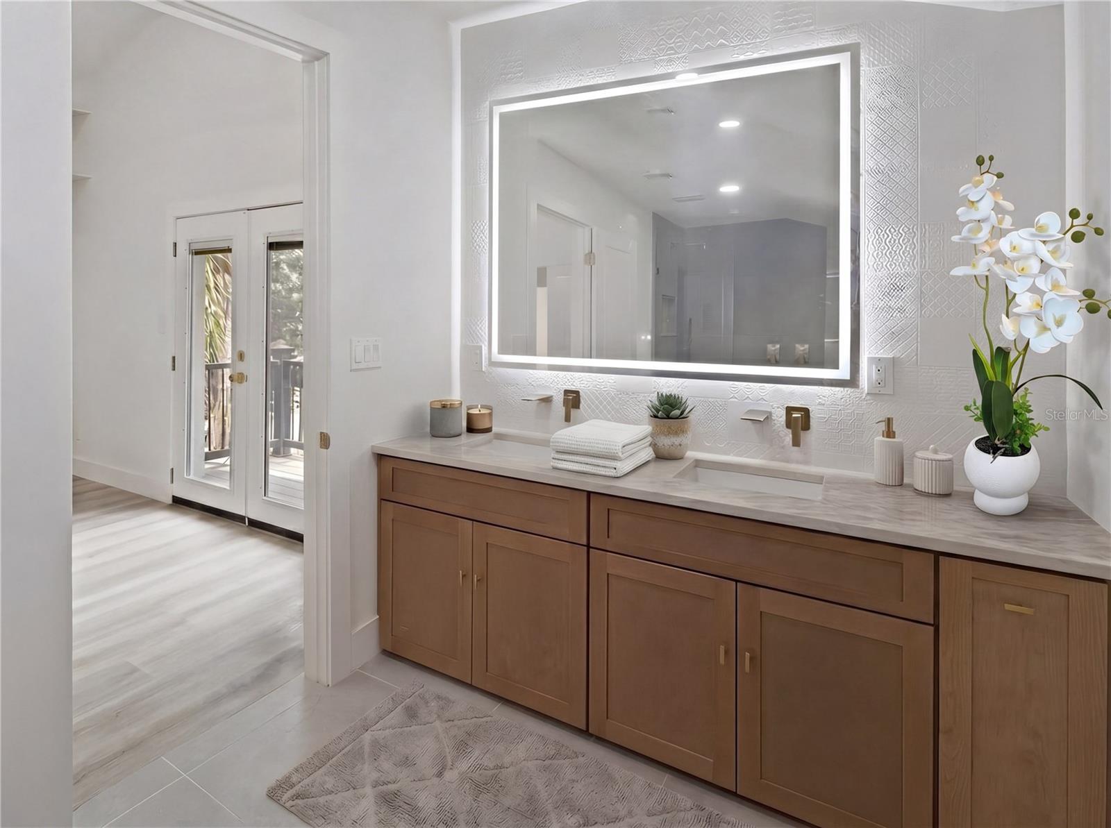 OAKELLARS - Residential