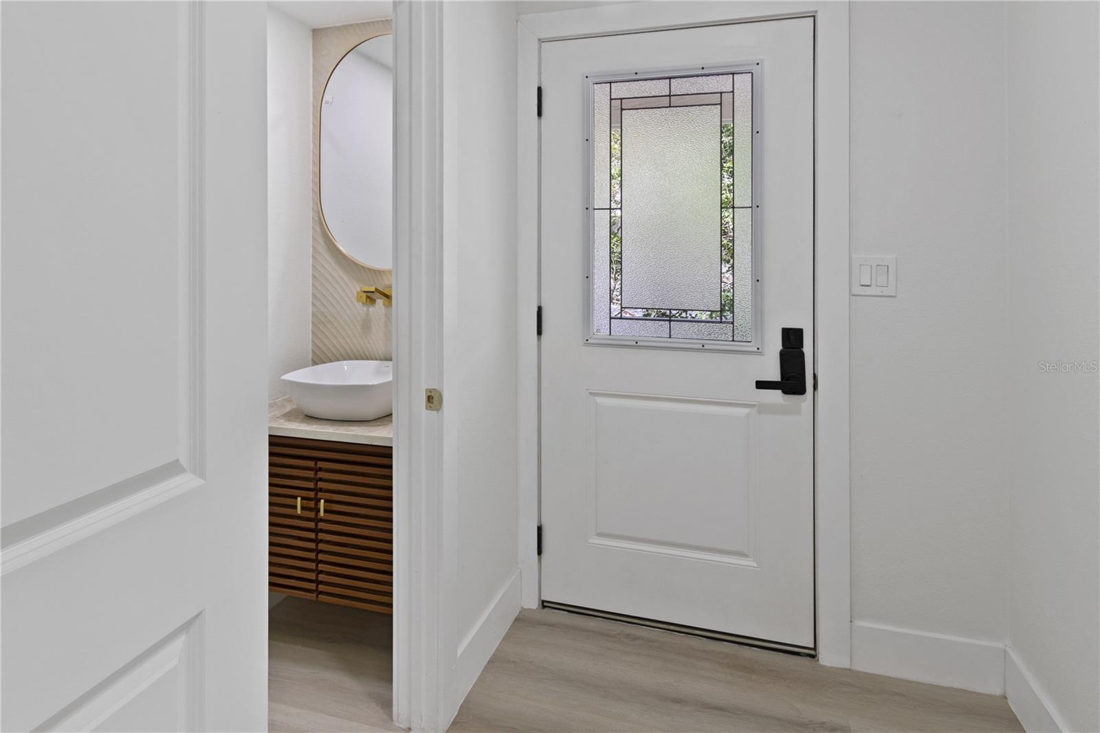 OAKELLARS - Residential