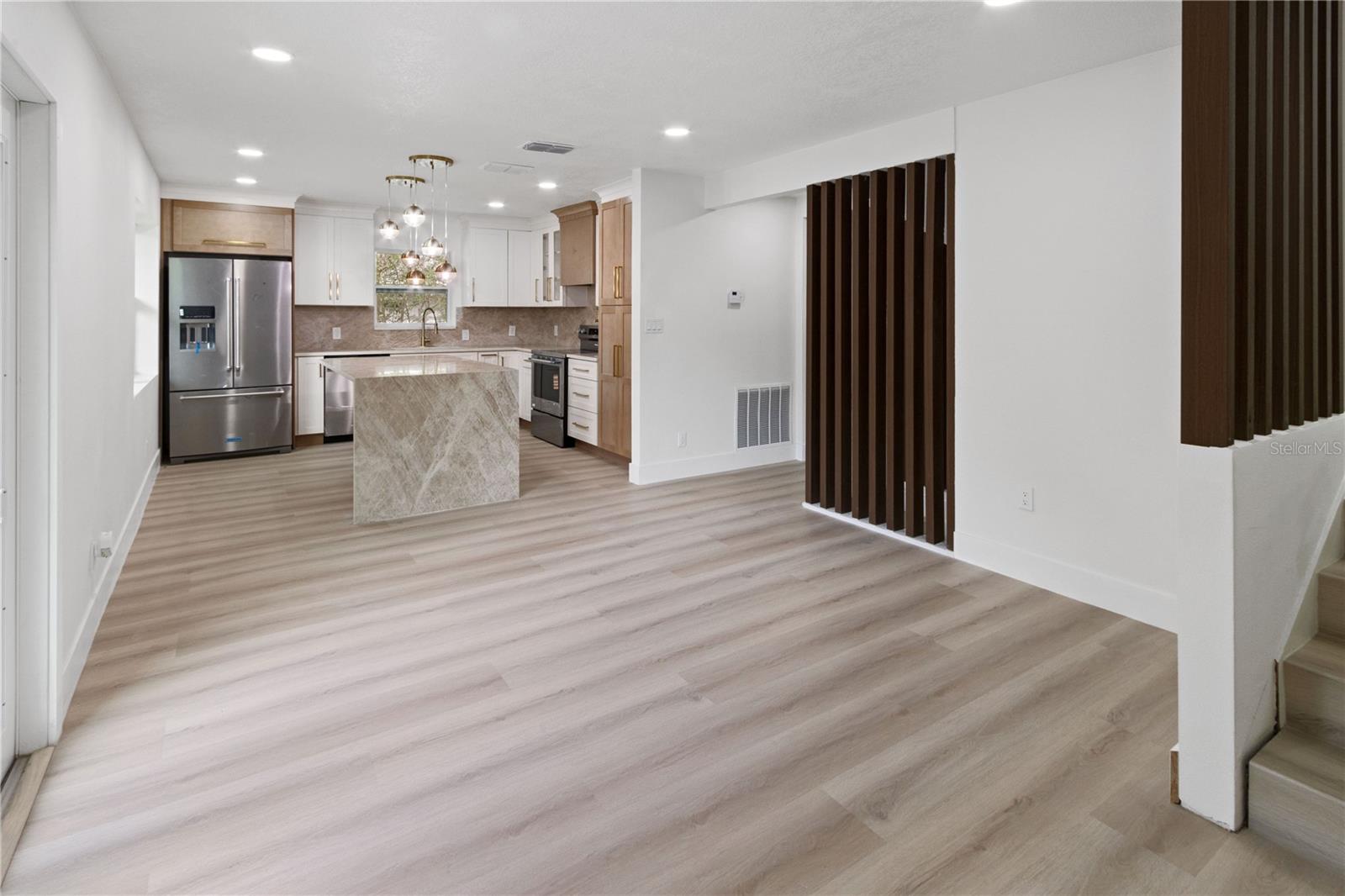 OAKELLARS - Residential
