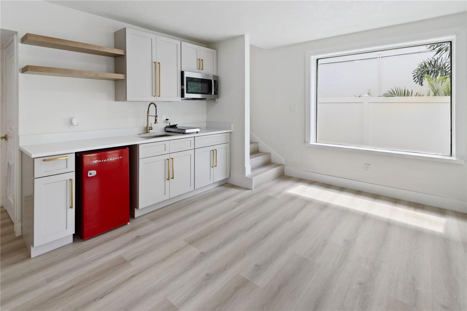 OAKELLARS - Residential