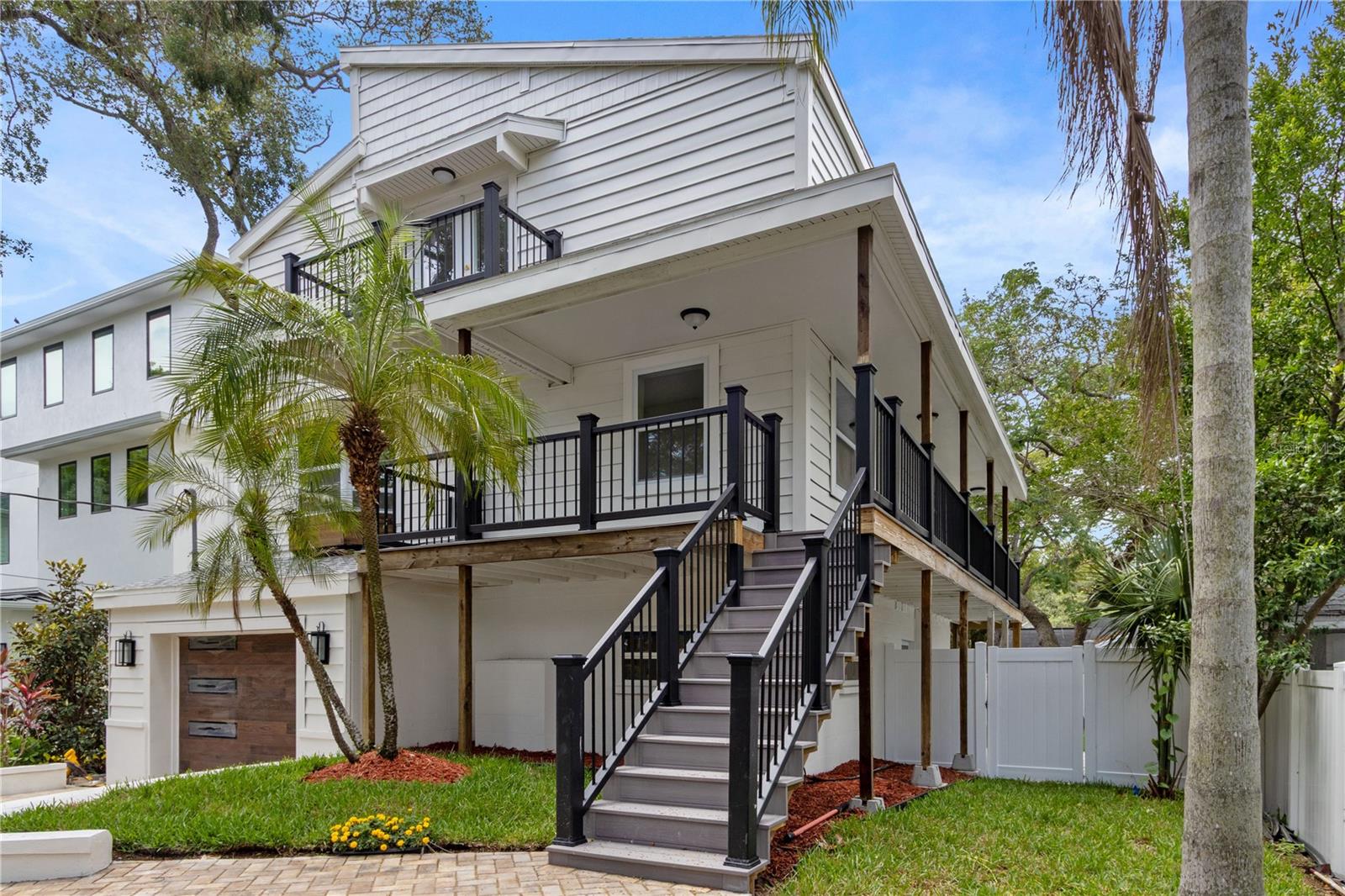 OAKELLARS - Residential