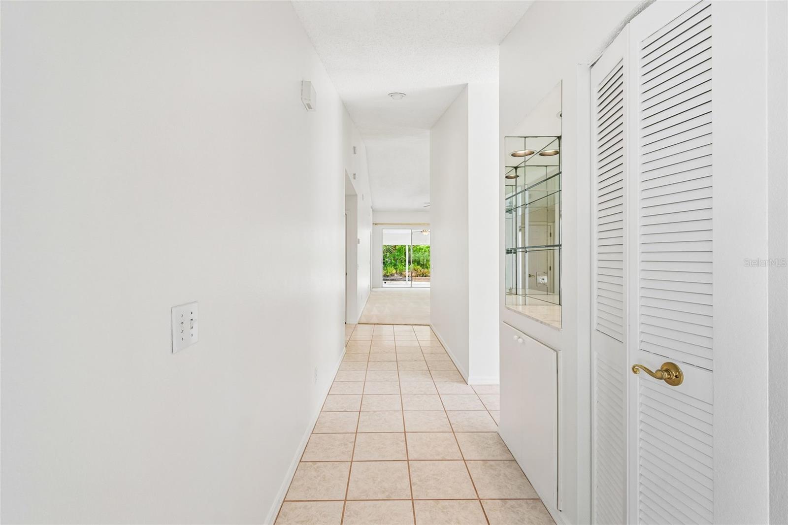 CLUB VILLAS AT PALM-AIRE PH XII - Residential