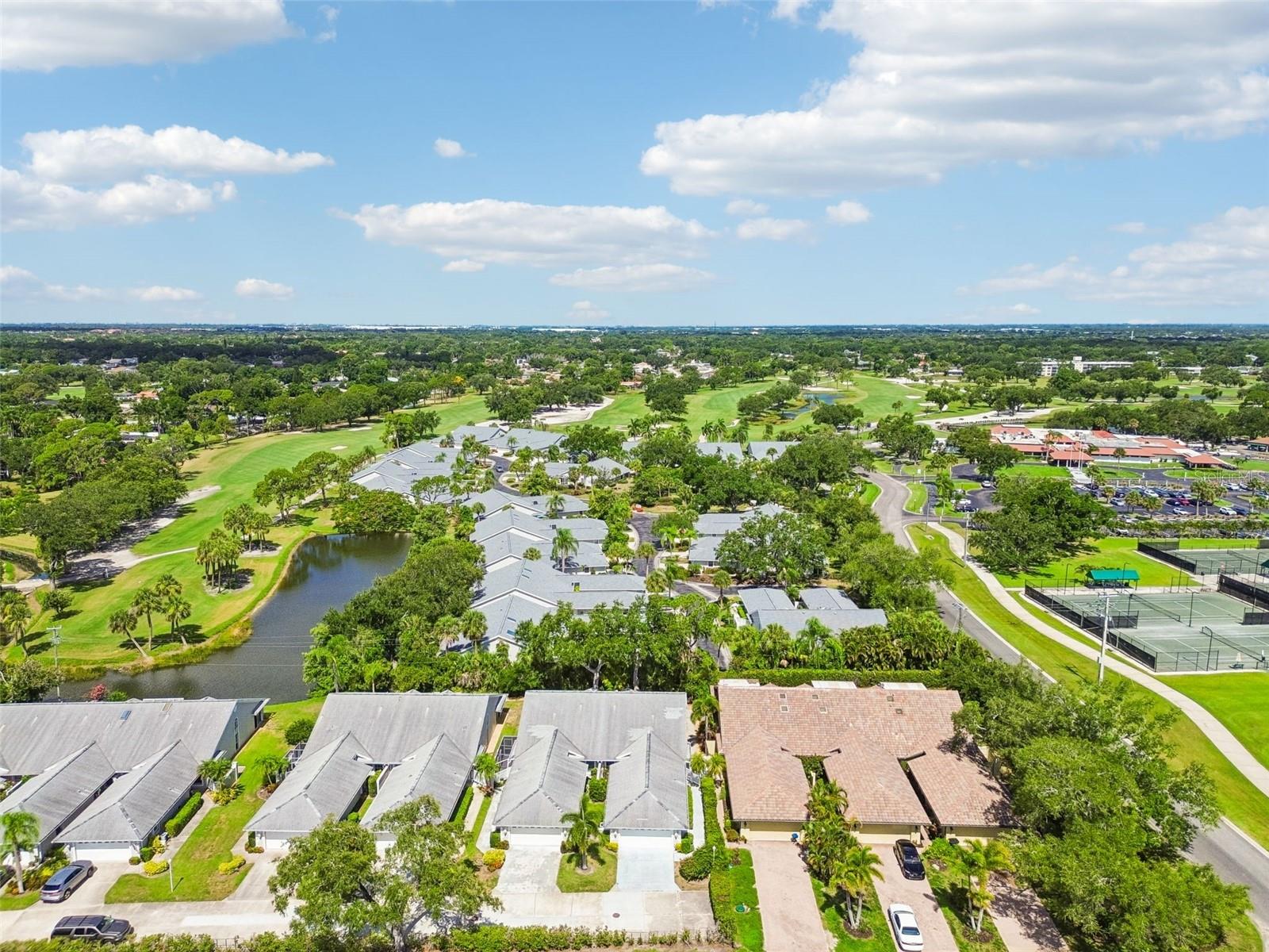 CLUB VILLAS AT PALM-AIRE PH XII - Residential
