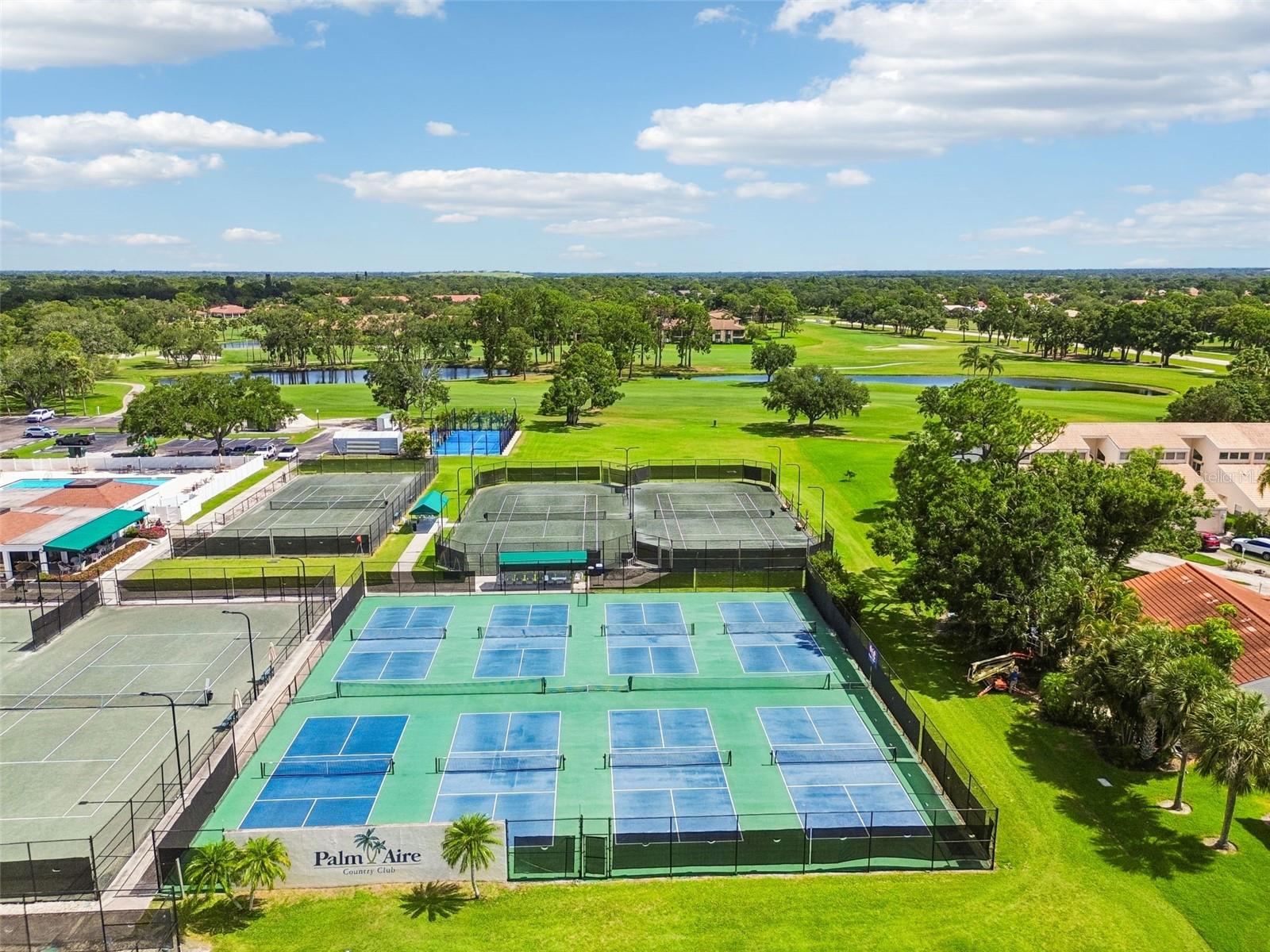 CLUB VILLAS AT PALM-AIRE PH XII - Residential