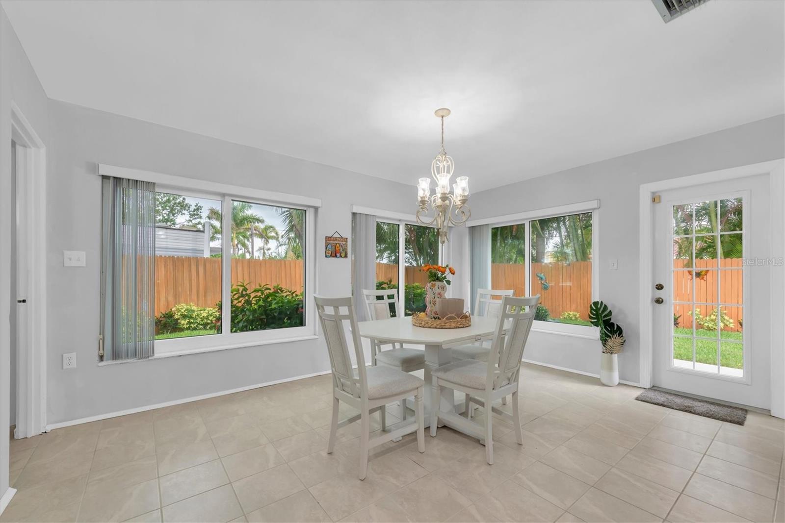 PARADISE ISLAND TR A REP - Residential