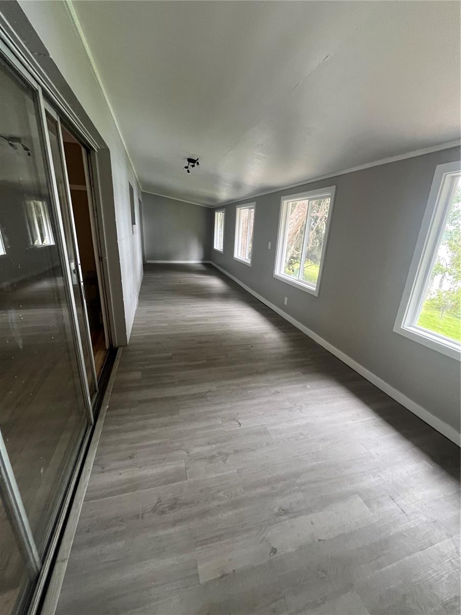 TRIANGLE SUB - Residential Lease