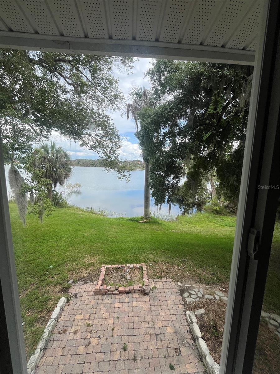 TRIANGLE SUB - Residential Lease