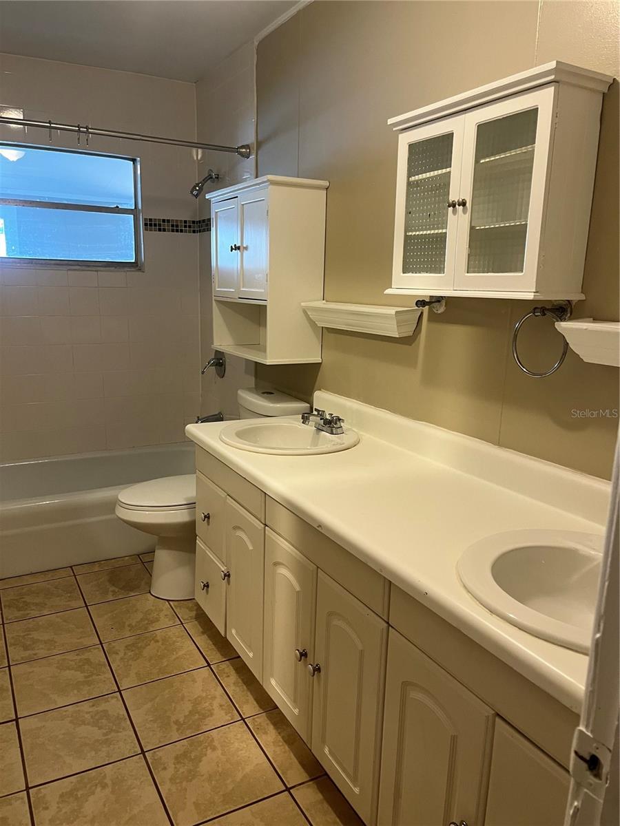 TRIANGLE SUB - Residential Lease