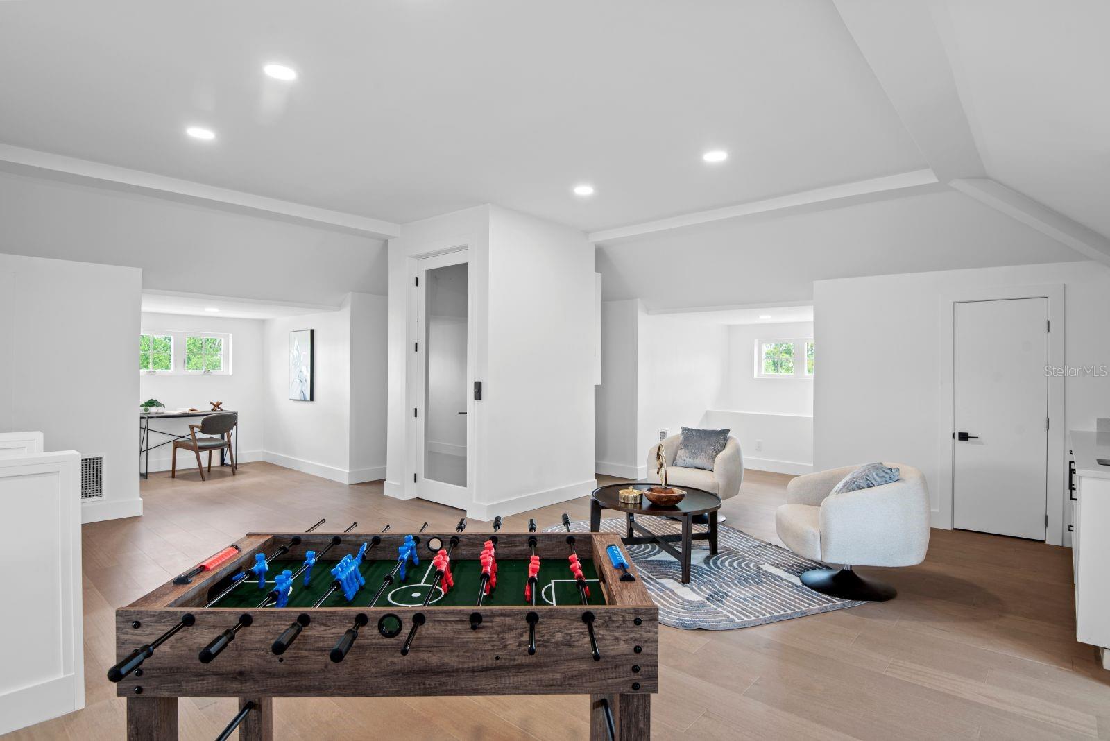COMSTOCK PARK - Residential