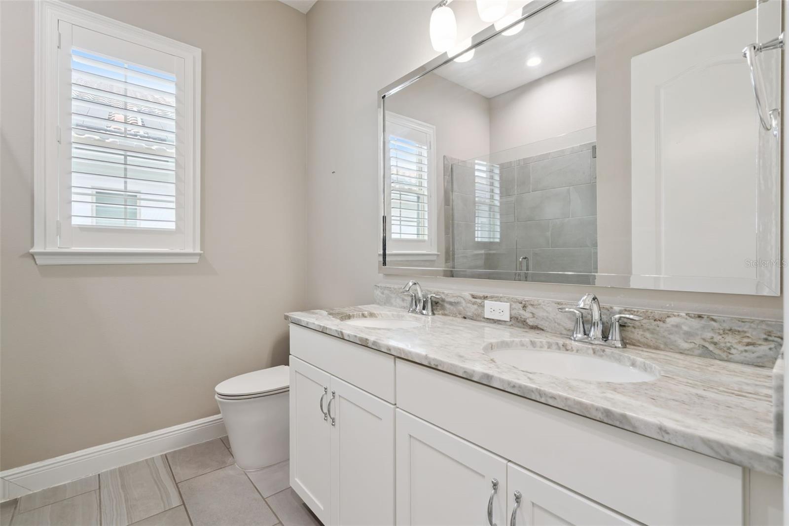 STEEPLE CHASE - Residential