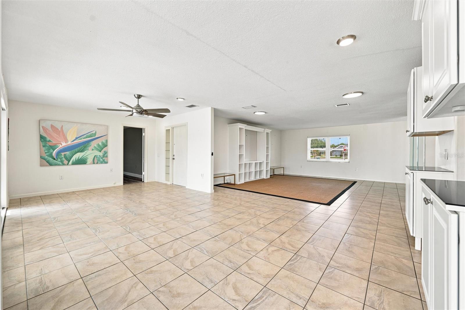 DEL WEBBS SUN CITY FLORIDA UN - Residential