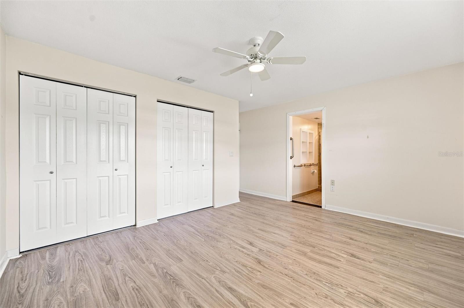 DEL WEBBS SUN CITY FLORIDA UN - Residential