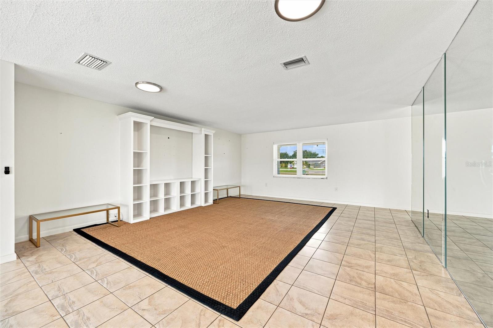 DEL WEBBS SUN CITY FLORIDA UN - Residential