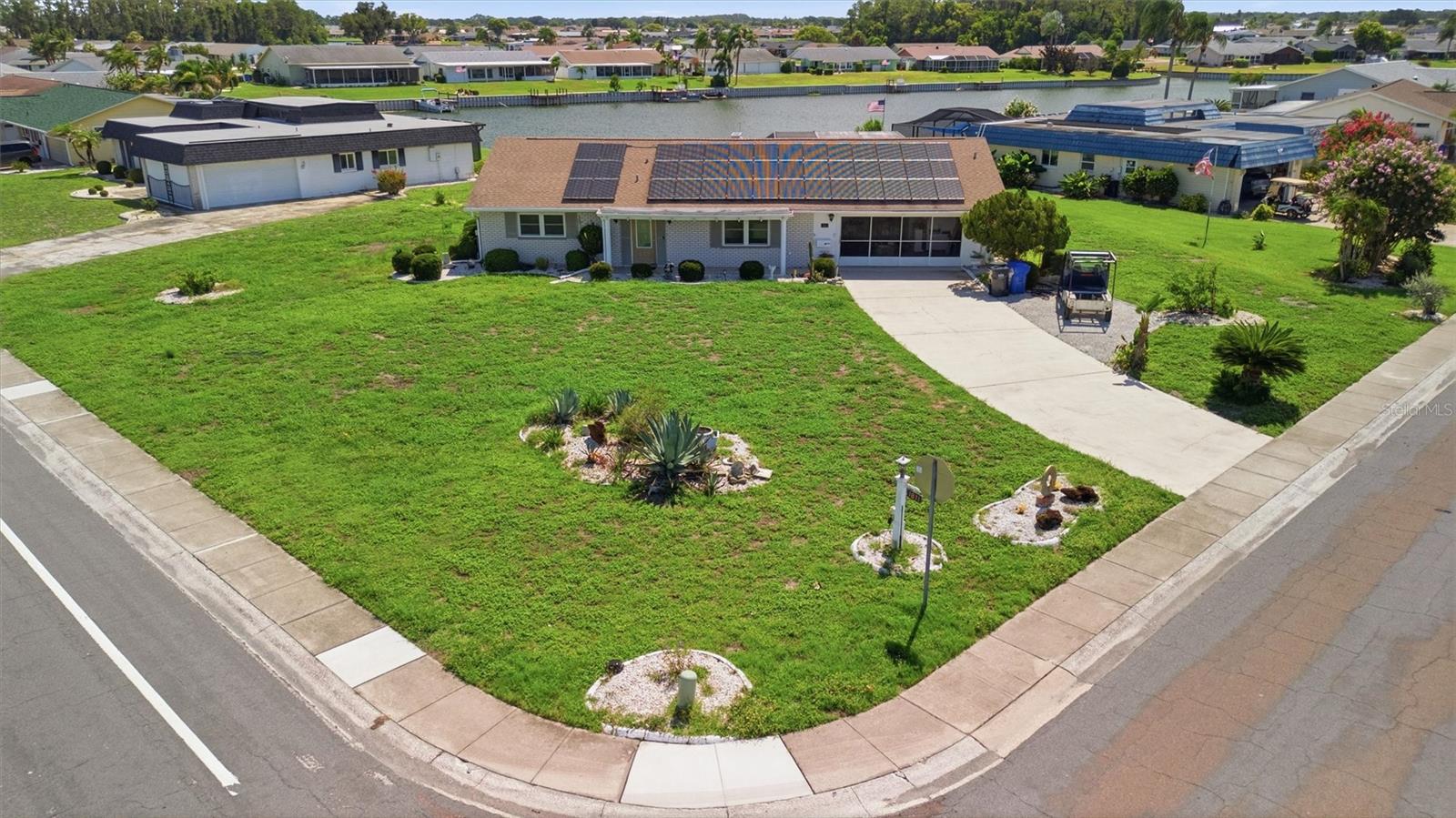 DEL WEBBS SUN CITY FLORIDA UN - Residential