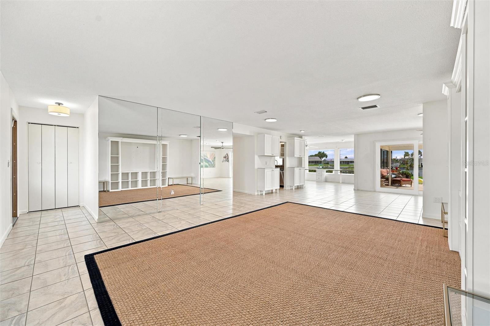 DEL WEBBS SUN CITY FLORIDA UN - Residential
