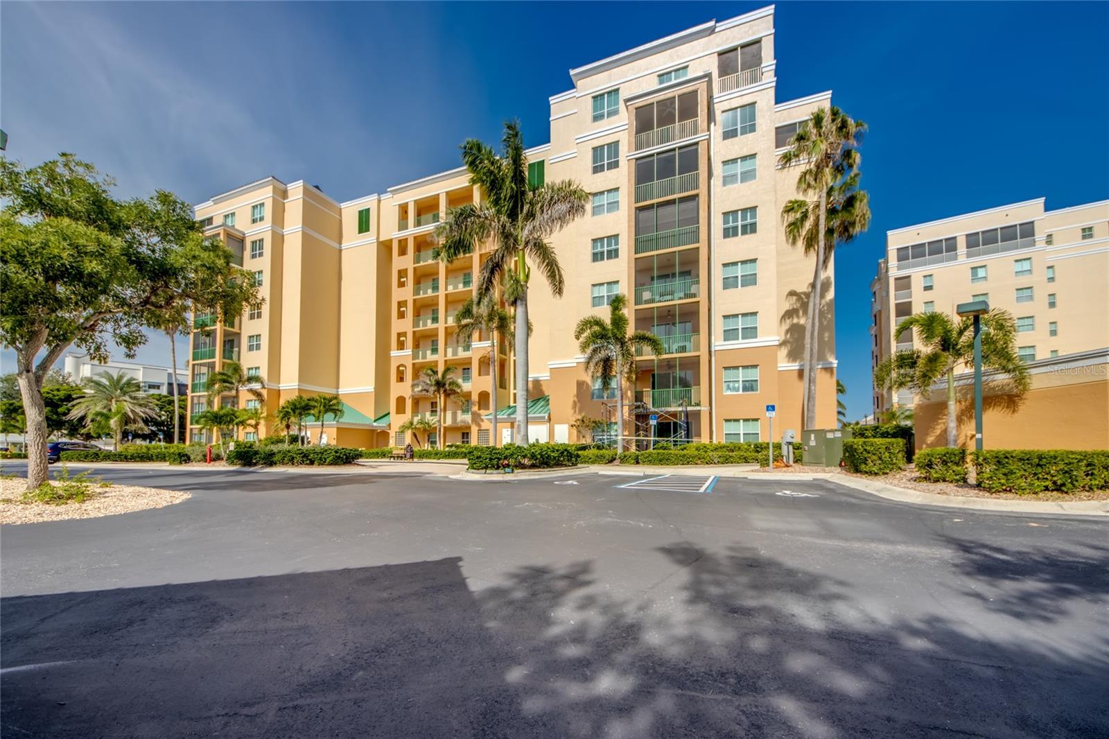 HARBOR TOWERS AT BURNT STORE - Residential