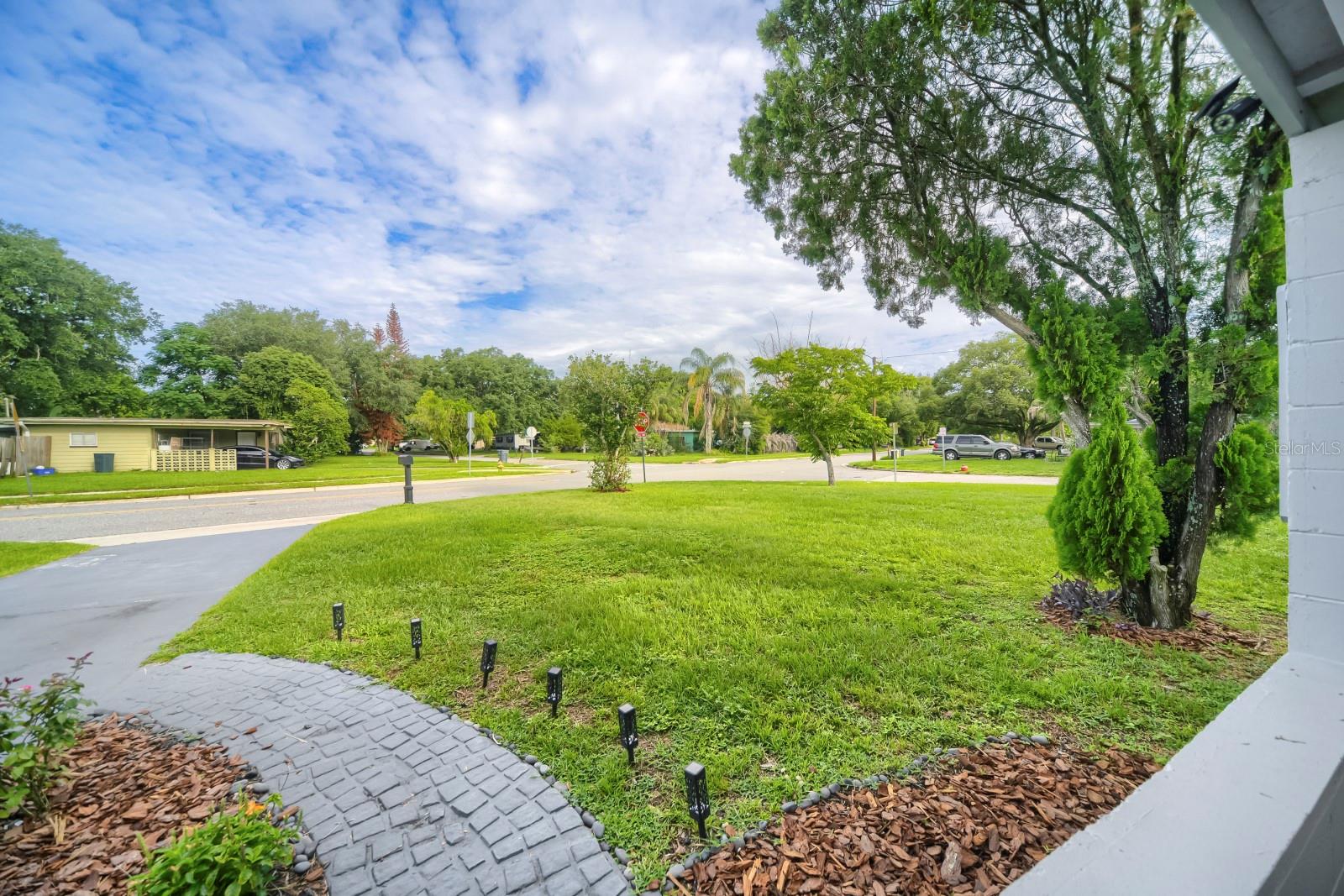 COUNTRY CLUB MANOR UNIT 3 - Residential