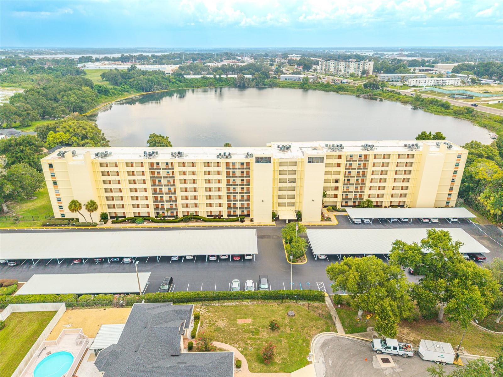 SPRING LAKE TOWERS - Residential