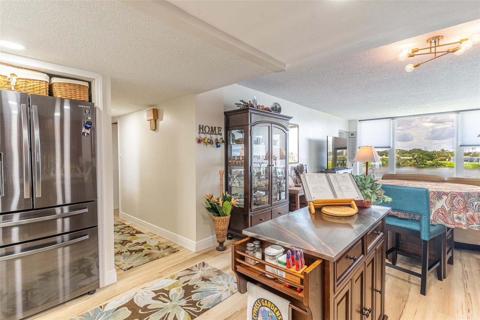 SPRING LAKE TOWERS - Residential