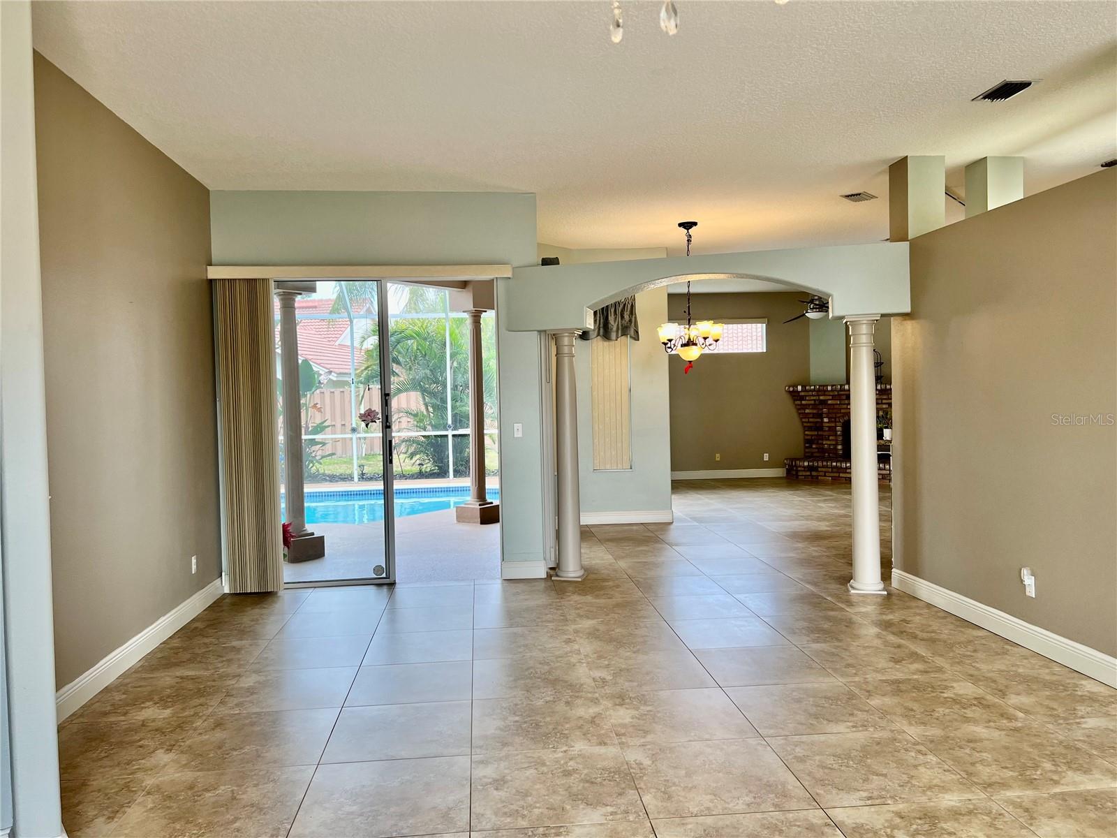THE TRAILS PH II-A - Residential Lease