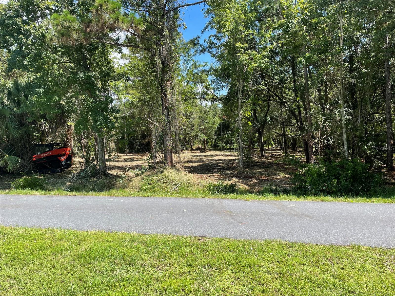 PLEASANT HILL HEIGHTS UNIT 1 - Land