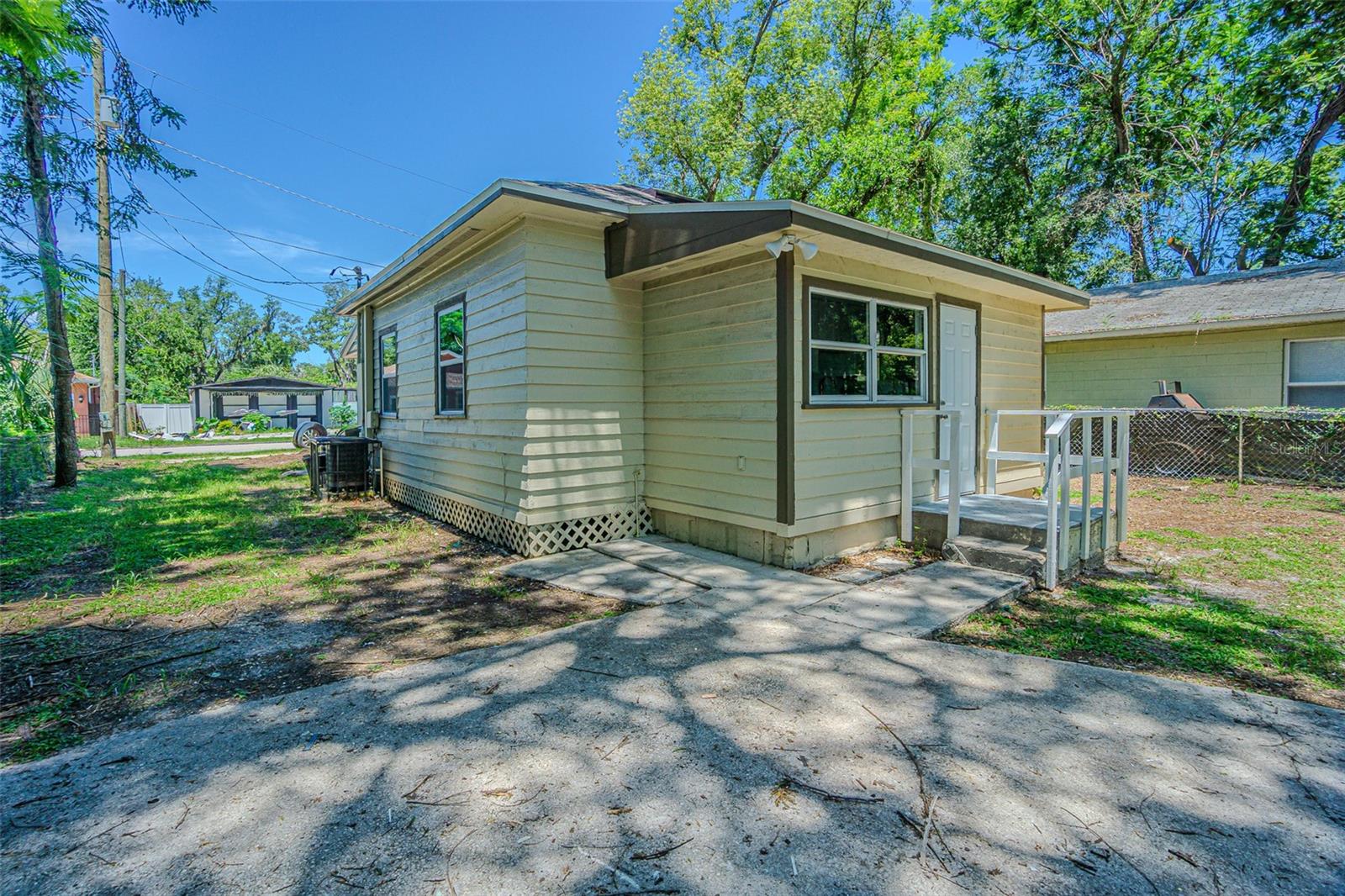SULPHUR SPGS ADD - Residential