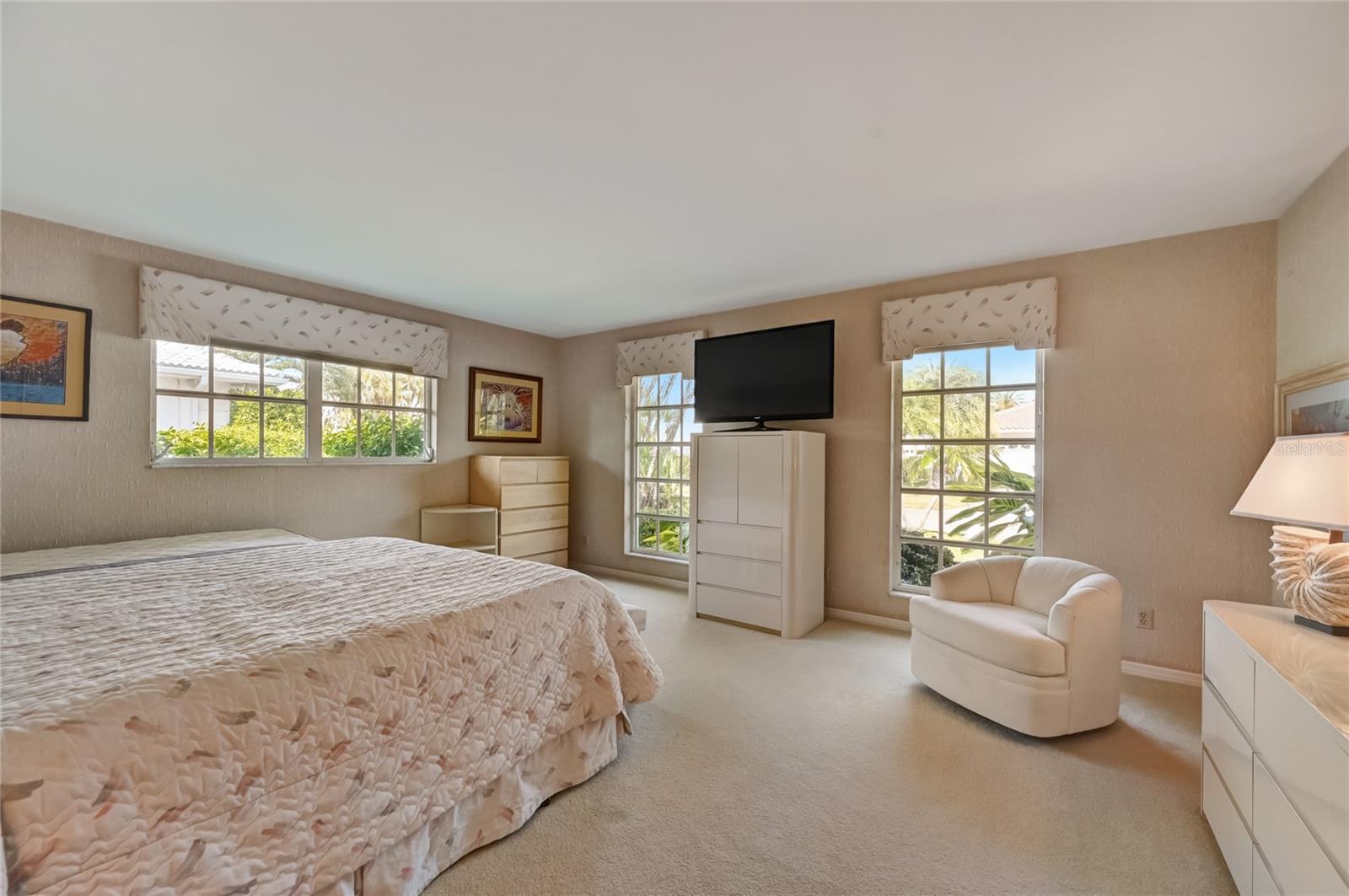BAYWAY ISLES - Residential