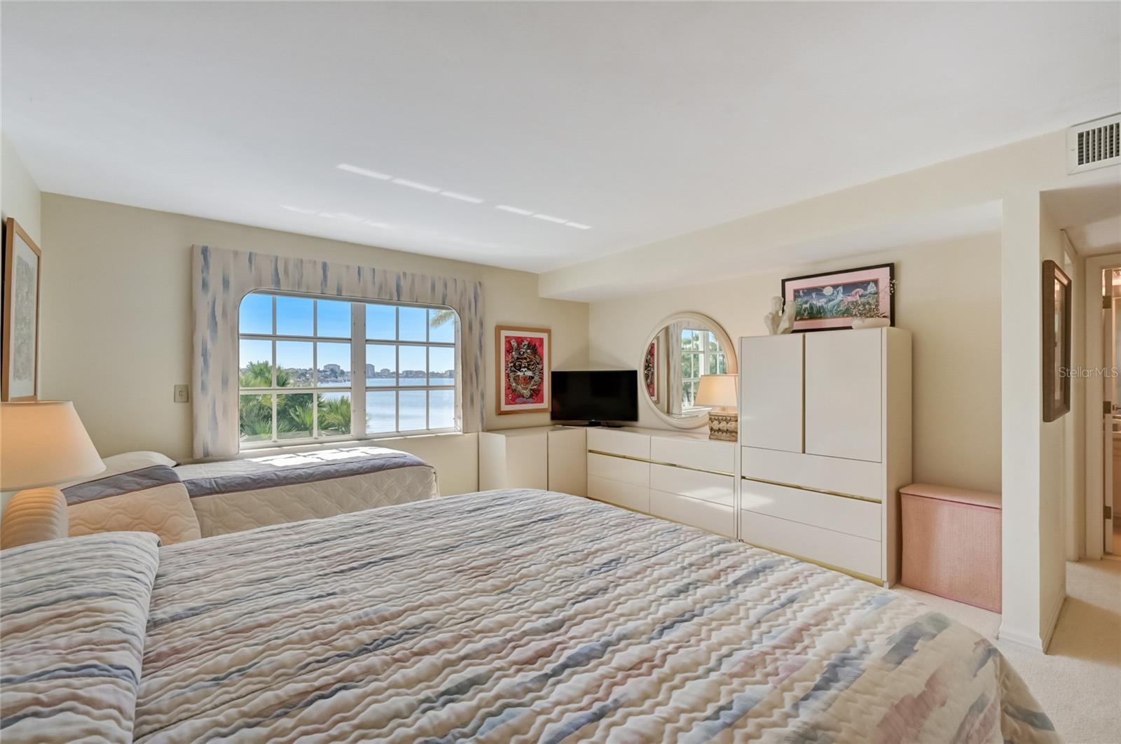 BAYWAY ISLES - Residential