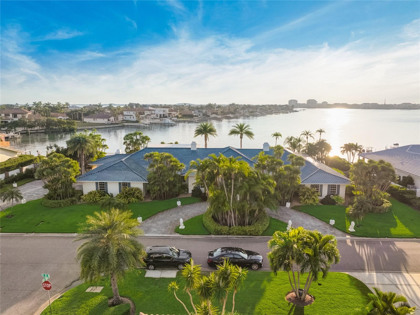 BAYWAY ISLES - Residential