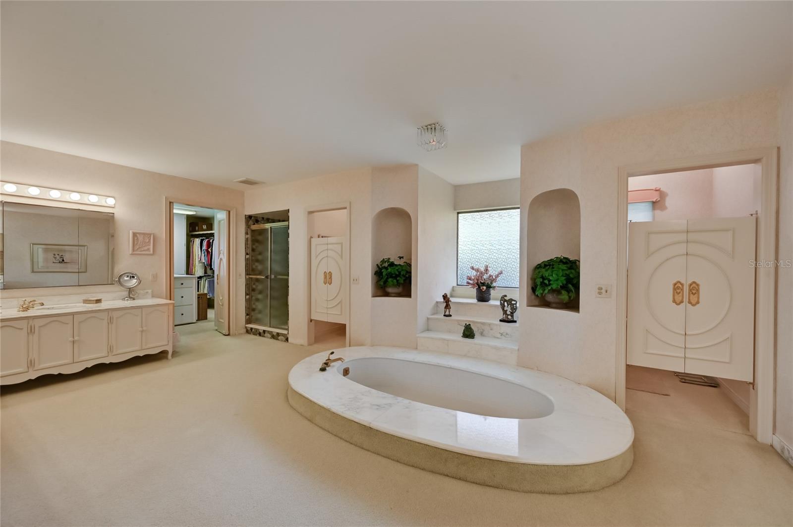 BAYWAY ISLES - Residential