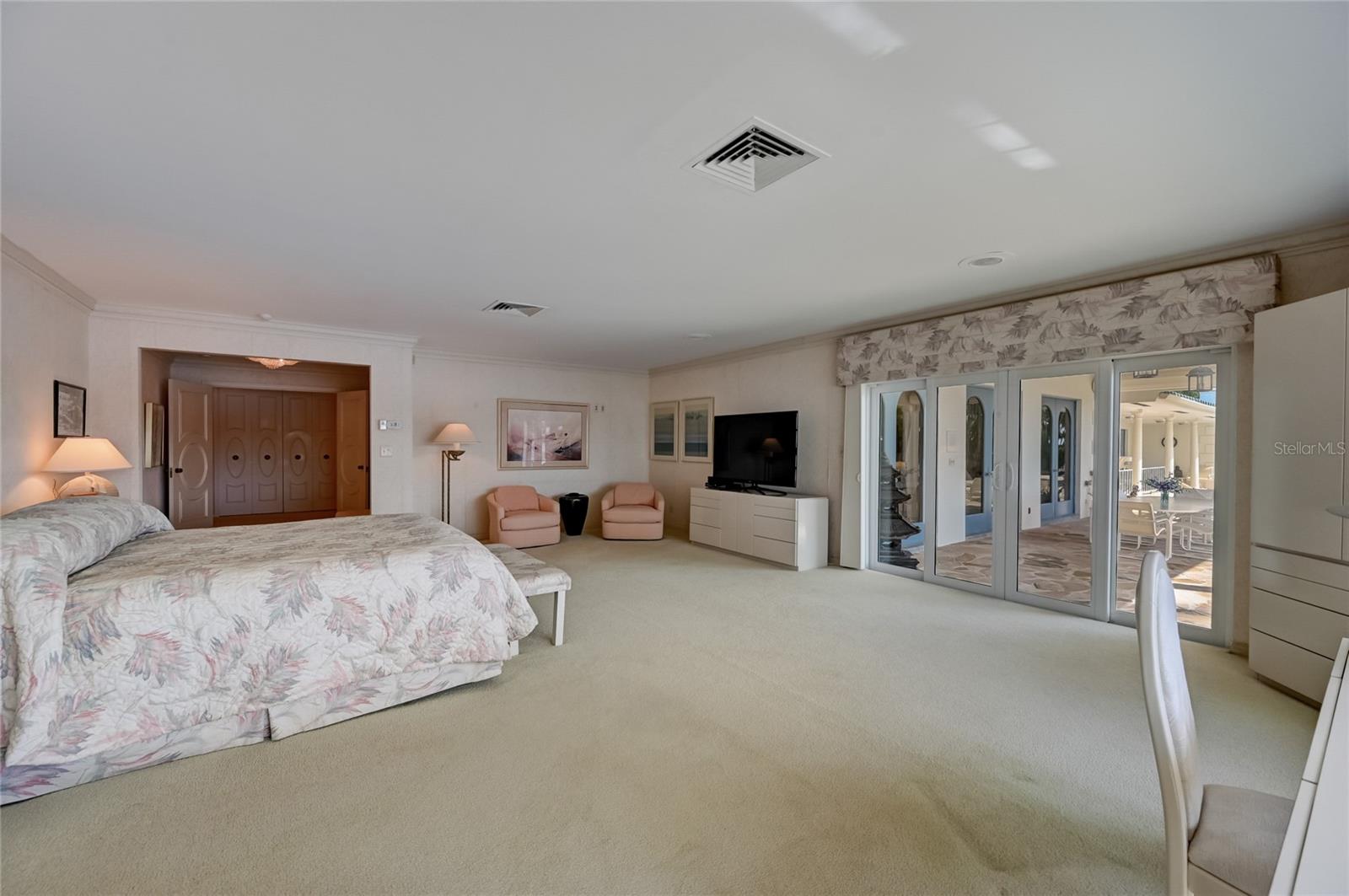 BAYWAY ISLES - Residential